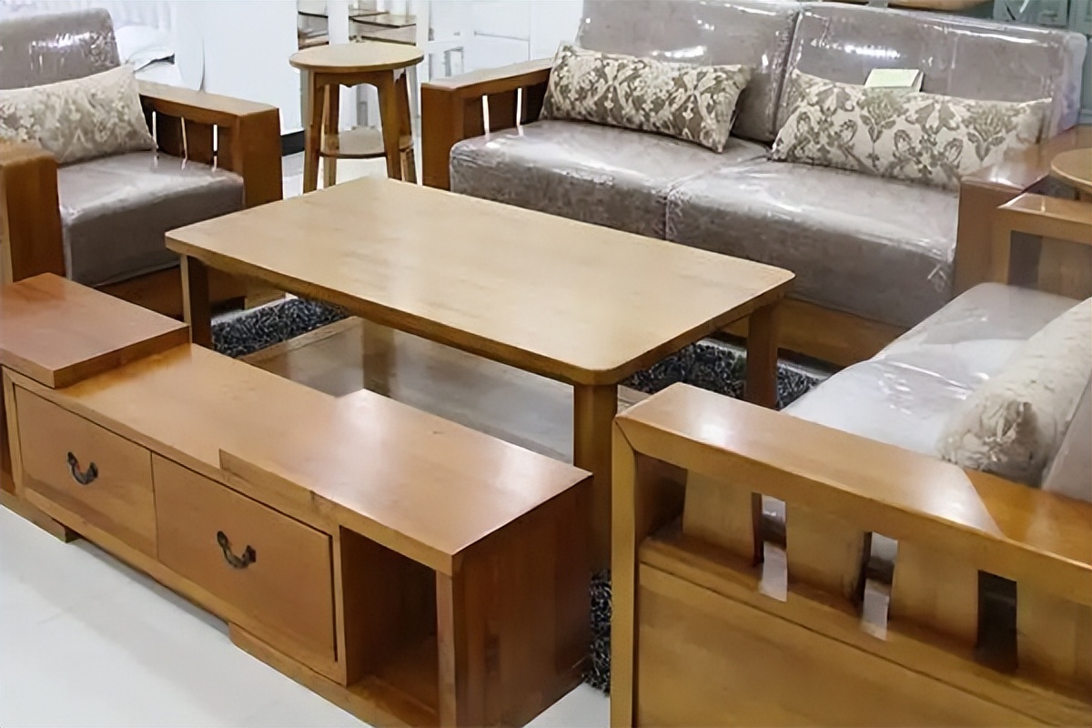 实木家具会甲醛超标吗？实木家具为什么有异味？