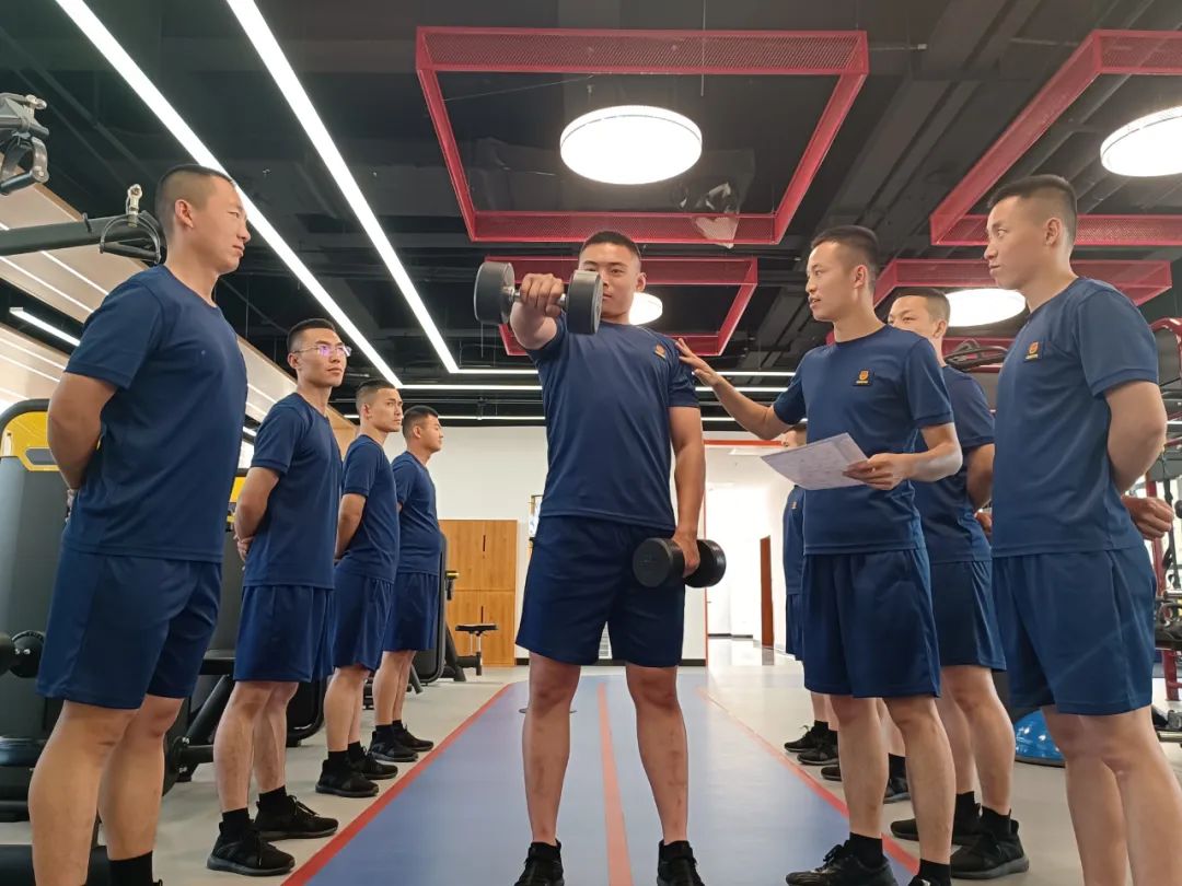 鎴樿闃熷憳宸ヤ綔鍐呭,鐗瑰嫟涓槦鎴樿宸ヤ綔浜偣