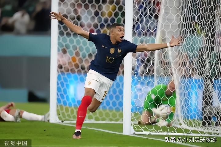 揭幕战中1-0击败卫冕冠军法国,解铃还须系铃人全集