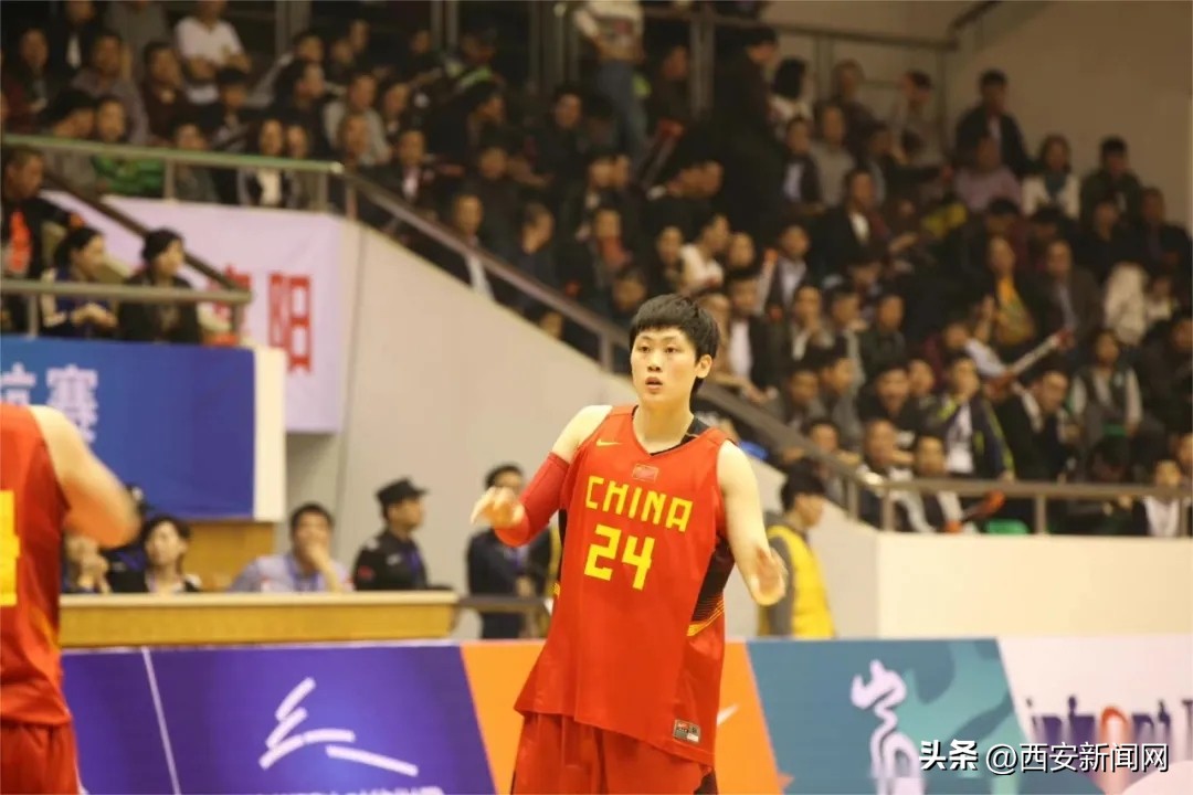 大庆女篮主教练纪妍妍简介,陕西天泽女篮教练纪妍