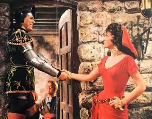 巴黎圣母院善与恶,巴黎圣母院最精彩的情节