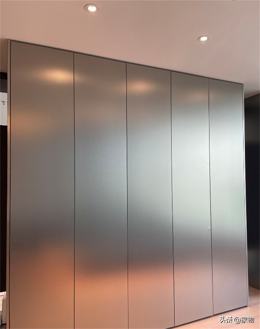 为什么越来越多的人选择定制门板,为什么越来越多人喜欢定制家具