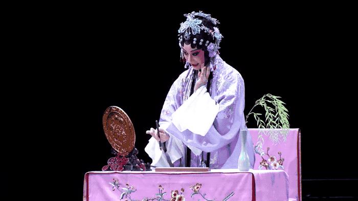 中国最叛逆的情爱戏，绝美上演