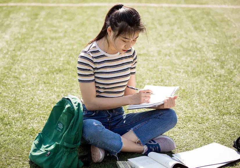 公务员上岸后会有什么好的待遇,公务员与事业单位的待遇对比