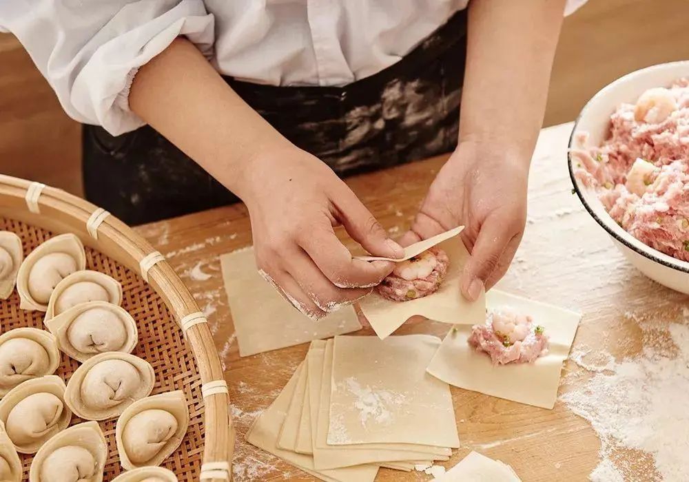 最牛面馆开张23年,仅靠一碗馄饨如何扩店2000家