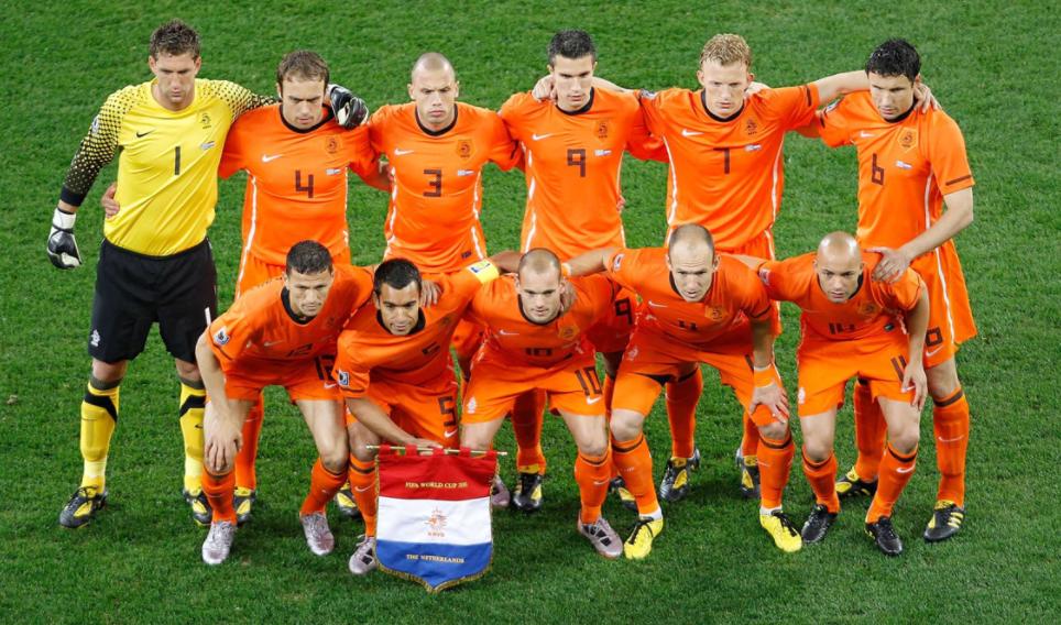 今日竞彩足球比分3串1实单推荐,足球竞彩实单半全场推荐今日分析