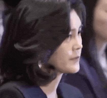 关之琳将拍卖私藏珠宝做慈善,关之琳拍卖51件私人珠宝真假