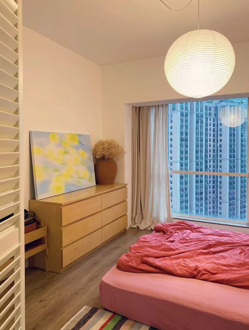 发现一户装修很精致的现代轻奢风,发现一位网友的家因装修风格走红