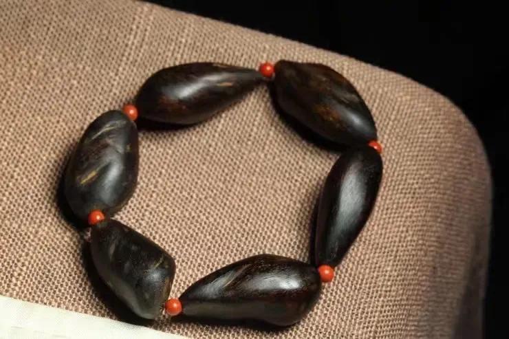 佩戴沉香饰品对人体有什么好处,佩戴沉水沉香和普通沉香哪个好