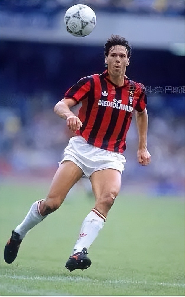 前锋中场后卫门将分别是什么,门将后卫