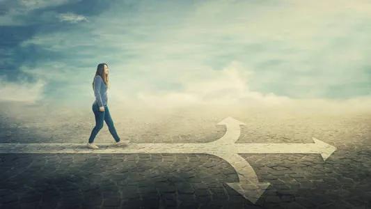 “珠”语闪耀光华，烛照世情百态