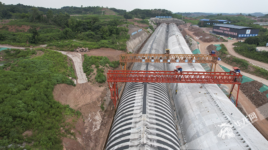 重庆市区目前在建的隧道工程,重庆新燕尾山隧道二标段施工进展