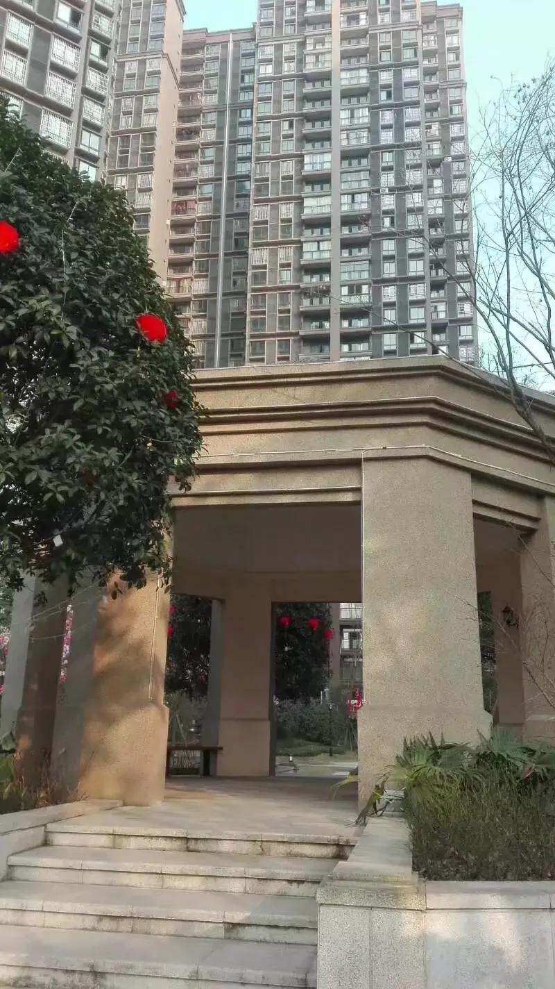 “物业费”，是否该统一标准了？怎样的收费才合理？