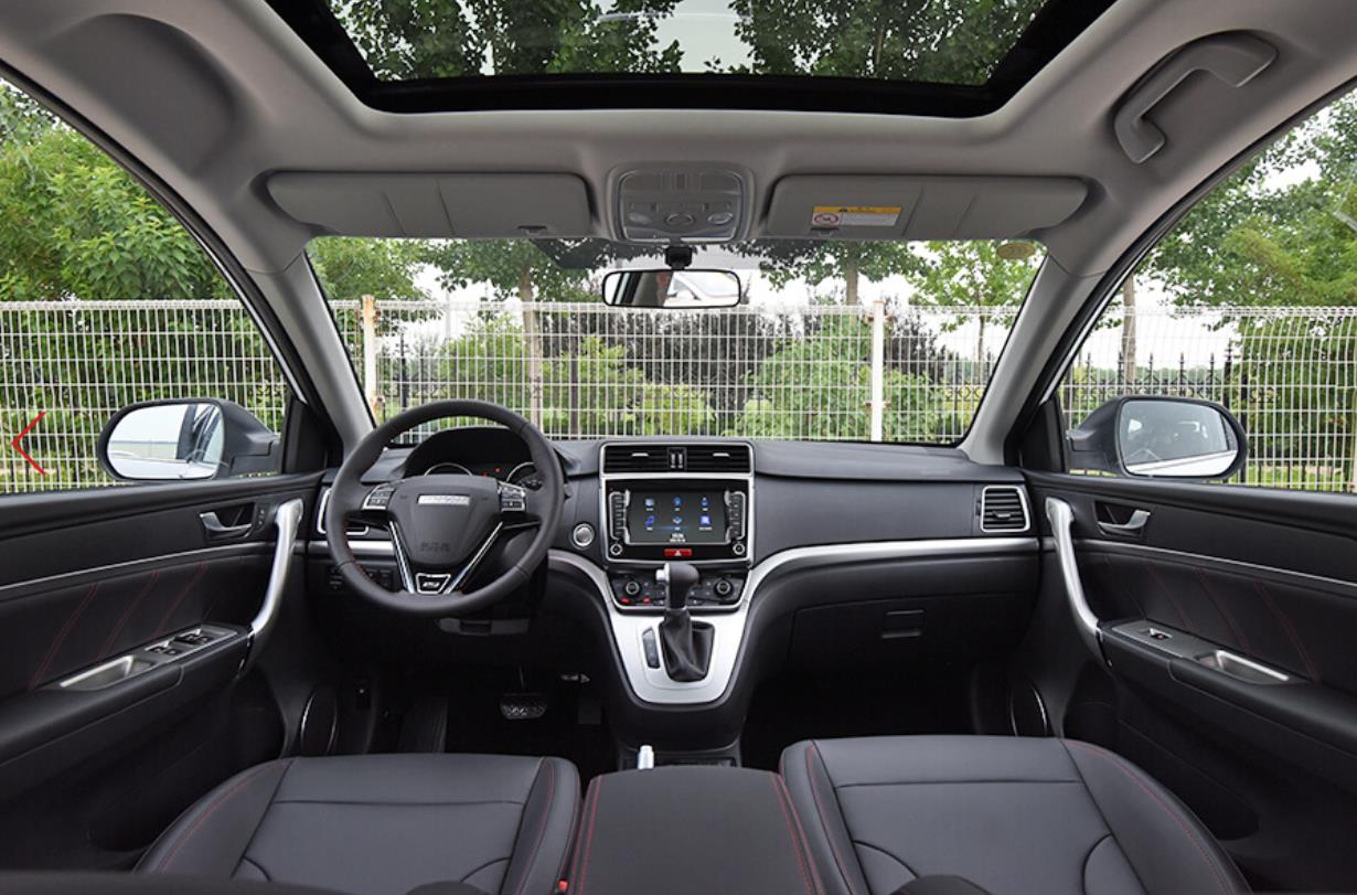 7-9万元外观动感配置合理的家轿,10万元买什么车这四款值得一看