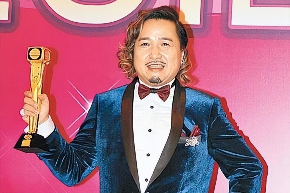 港星摆摊卖鱼蛋,两港星在大陆买鱼蛋