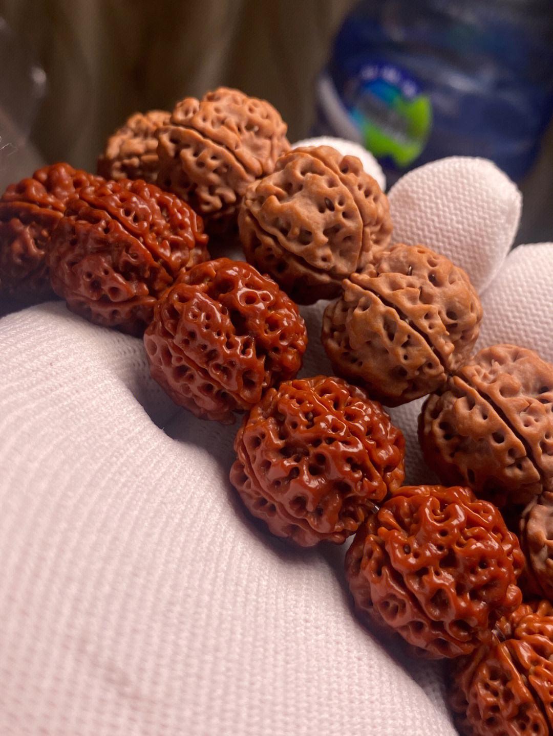 橄榄文玩手串怎么快速包浆,木质文玩手串怎么包浆