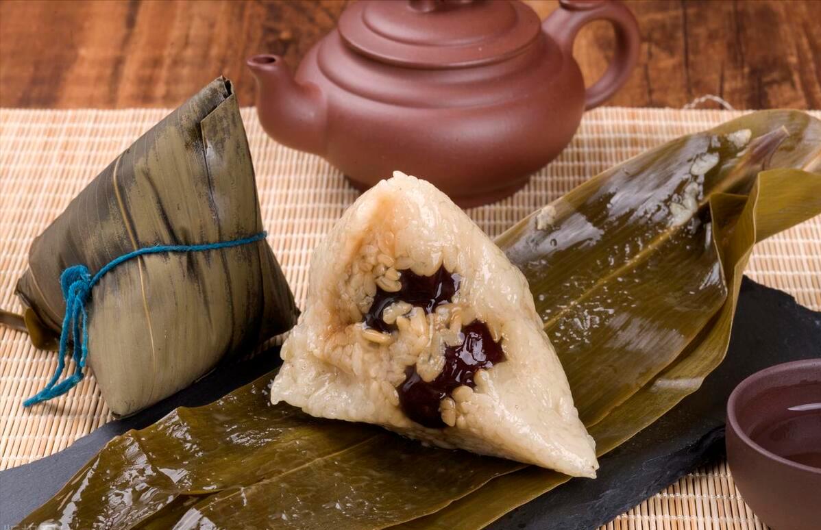 煮粽子用冷水还是热水更美味,煮粽子需要凉水下锅吗