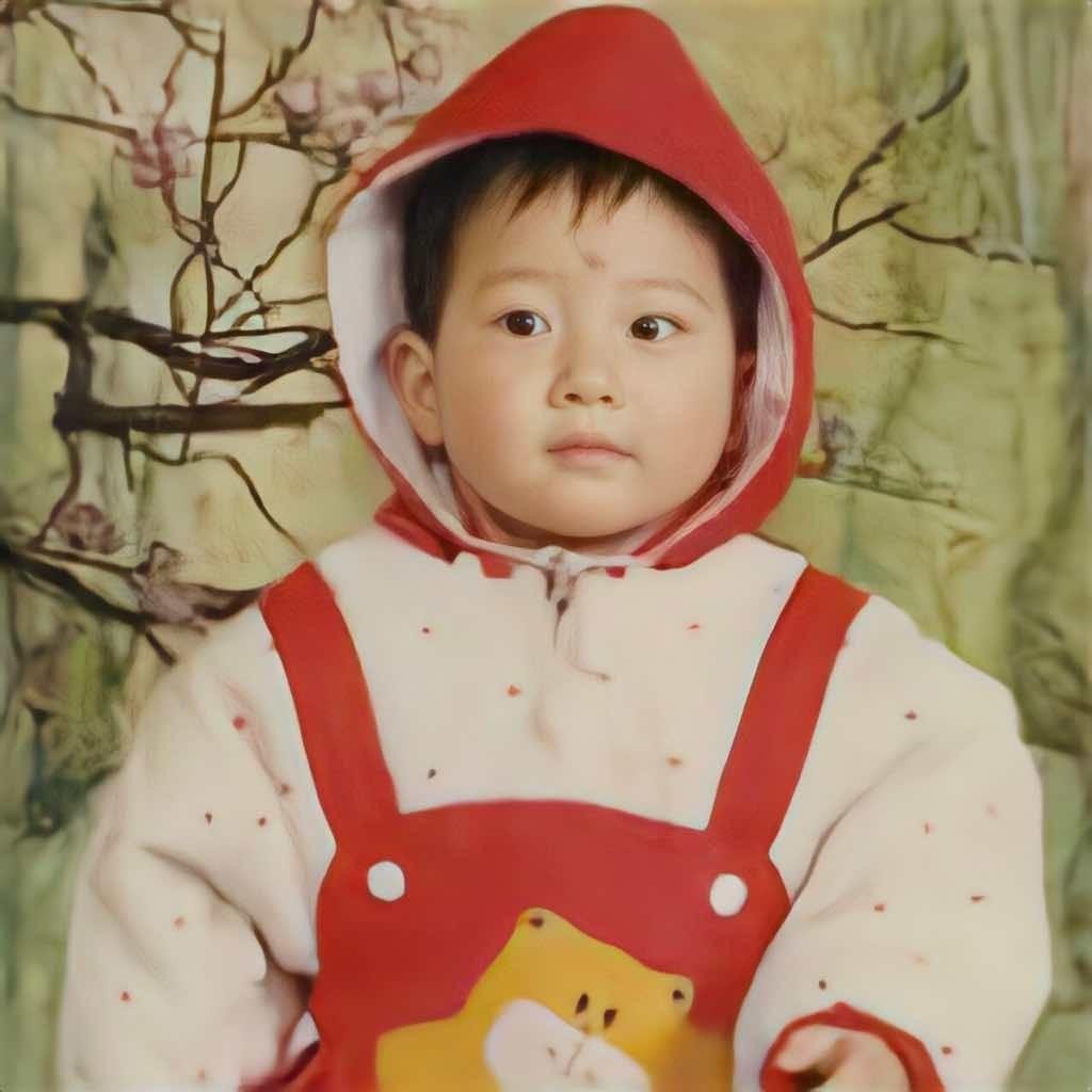 井柏然奶奶养大父母认亲视频,井柏然成为大明星后父母再来认亲