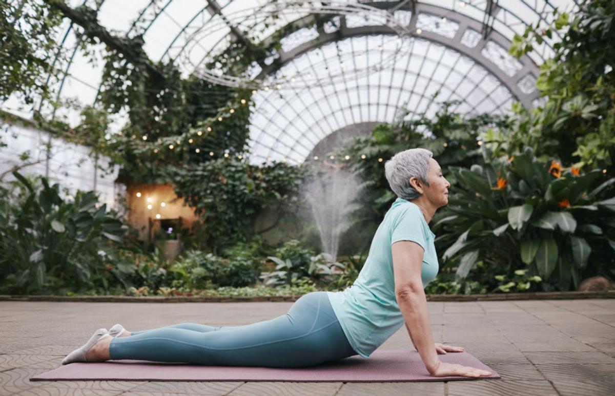 70岁老人腰椎滑脱应怎样治疗为好,老年人腰椎间盘怎么治好的
