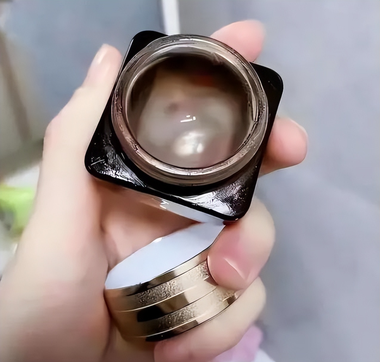 抗皱又好吸收的眼霜,女人都需了解的5款贵妇眼霜