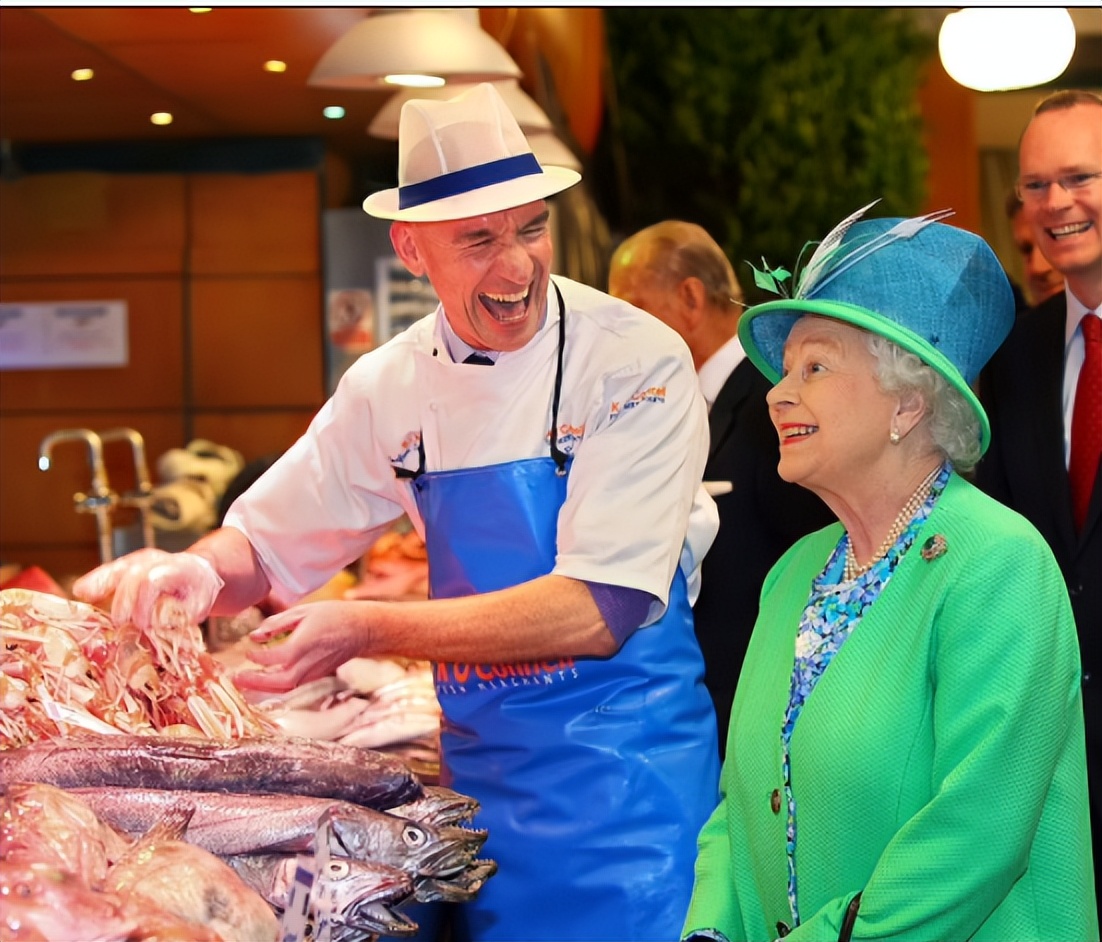 登基70周年！每年一张照片带你回顾女王的传奇人生