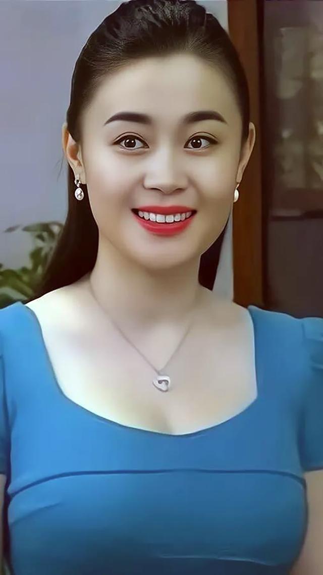 年近40却至今未婚的关婷娜,关婷娜身材