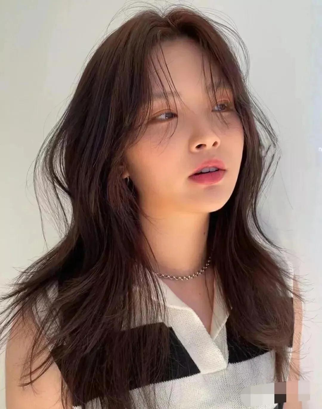 中长发高层次烫发中年人,高层次中长发发型烫发教程