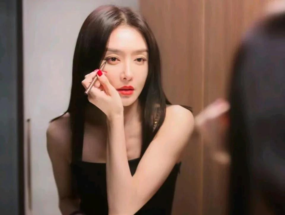 秦岚的演技炸裂,秦岚炸裂的演技