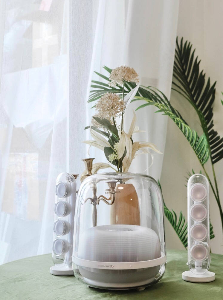 哈曼卡顿水晶音响第4代真实测评,哈曼卡顿水晶四代无线蓝牙音箱