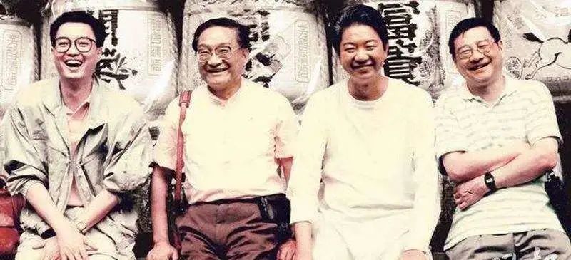 露骨成这样，却没人嘲她「色情」