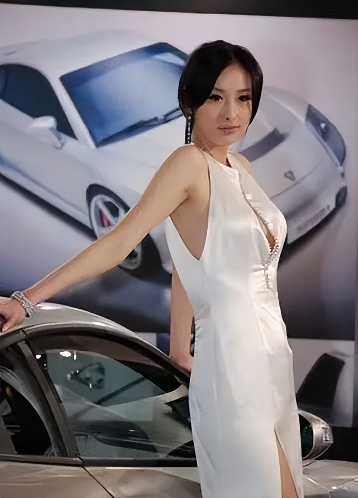 第一车模兽兽晒家庭生活,中国第一车模兽兽