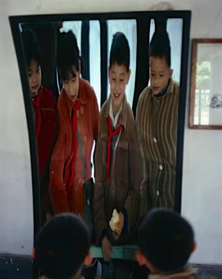 日军兽行：当着男人的面玷污了女儿，临走还残忍割下妻子乳房