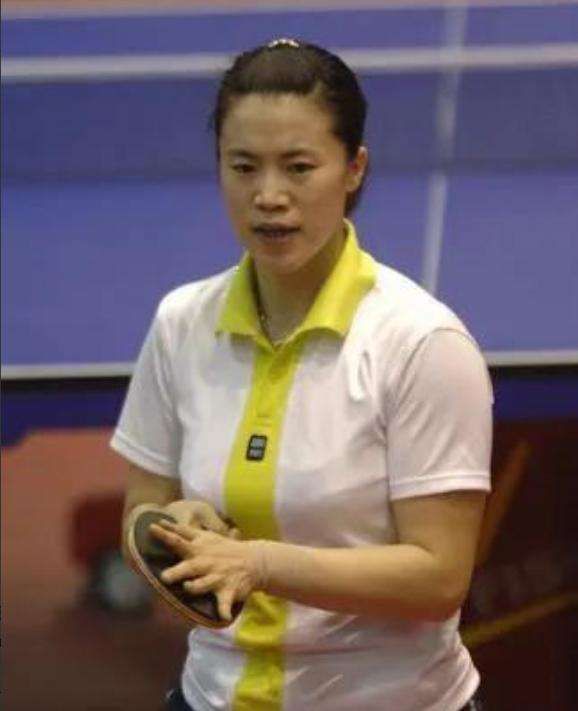 王楠患癌后丈夫的做法令网友泪目,王楠患癌却坚持两年退役为何