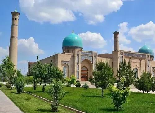 中亚峰会乌兹别克斯坦总统夫人,宇通乌兹别克斯坦中亚峰会