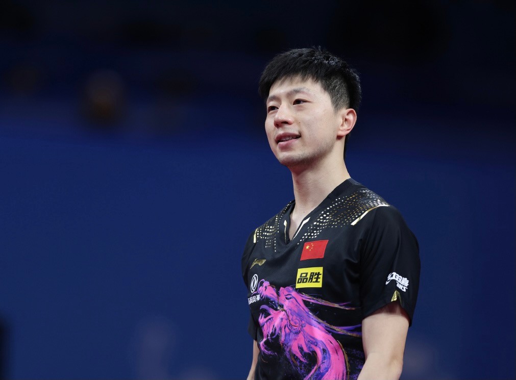 马龙回应退出世锦赛,马龙4比0重返赛场