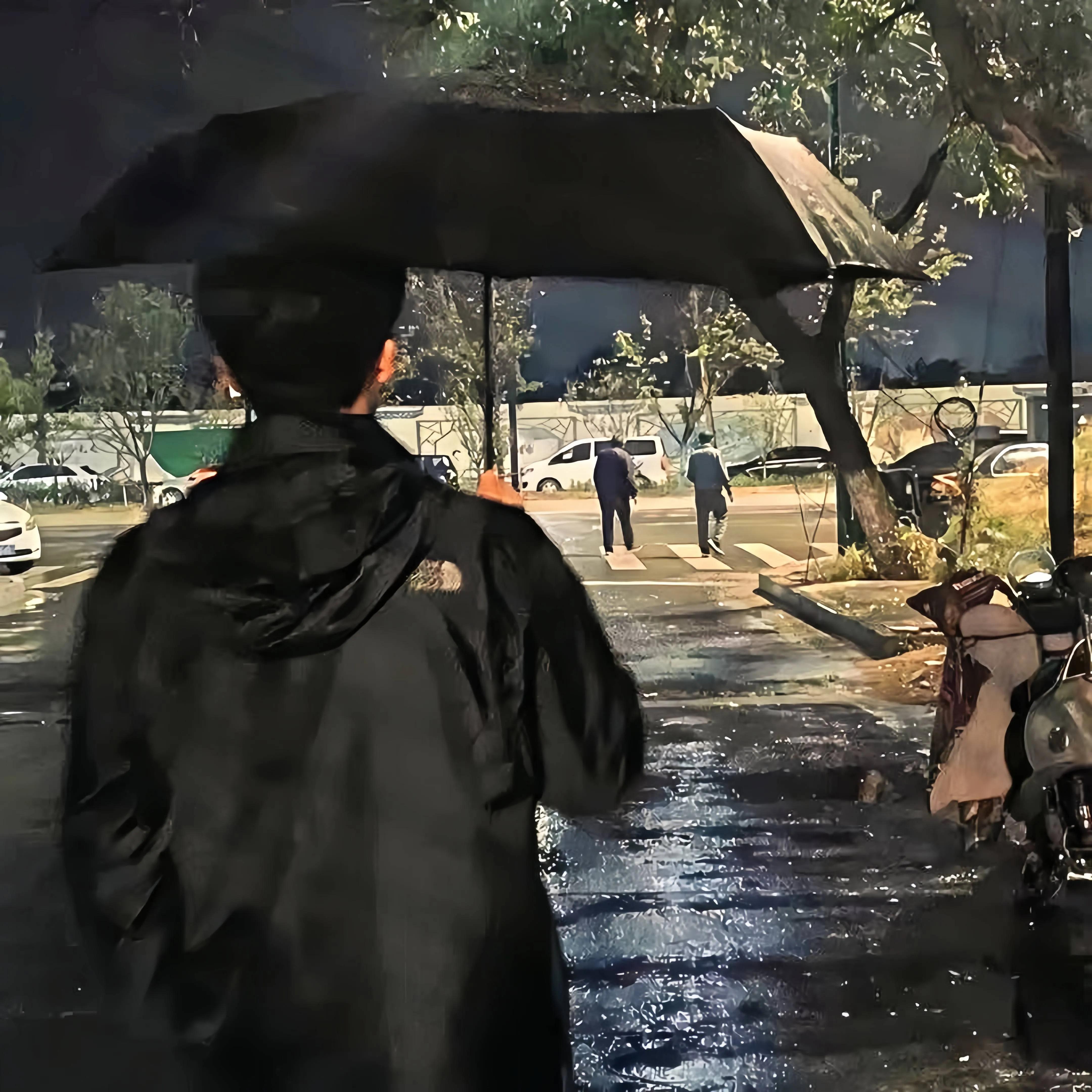 成熟稳重痞帅的男人头像,成熟痞帅男头像