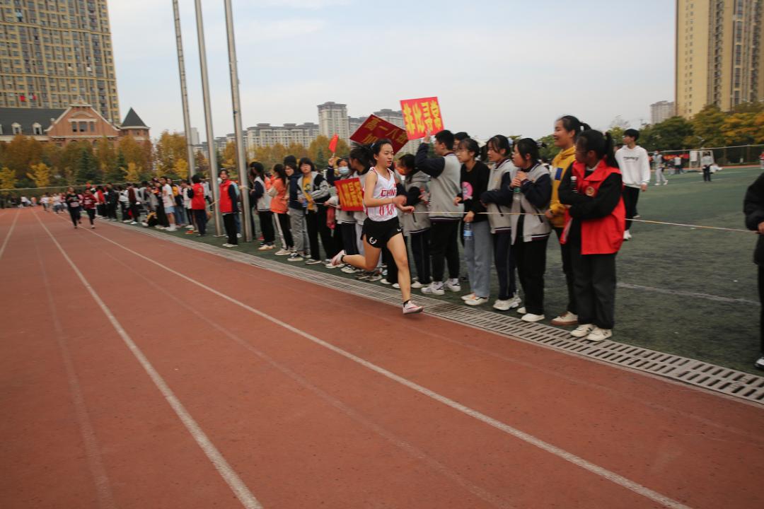 走出1省委书记，宿州1中学再传捷报，师生晋级全国总决赛