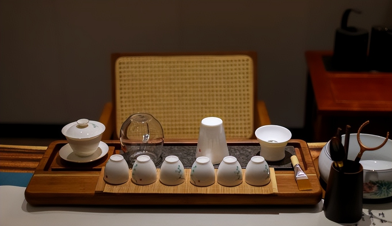 开一个茶铺的利润分析,开一家茶馆一年赚多少钱