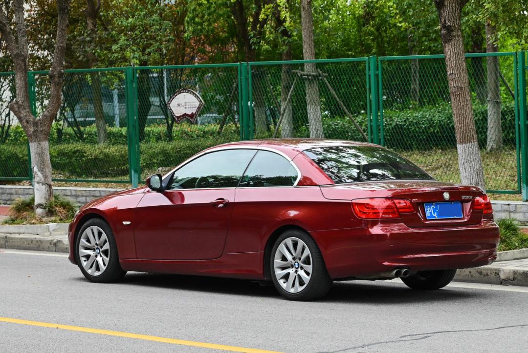 宝马430i硬顶敞篷二手价格,宝马2系敞篷硬顶二手价格