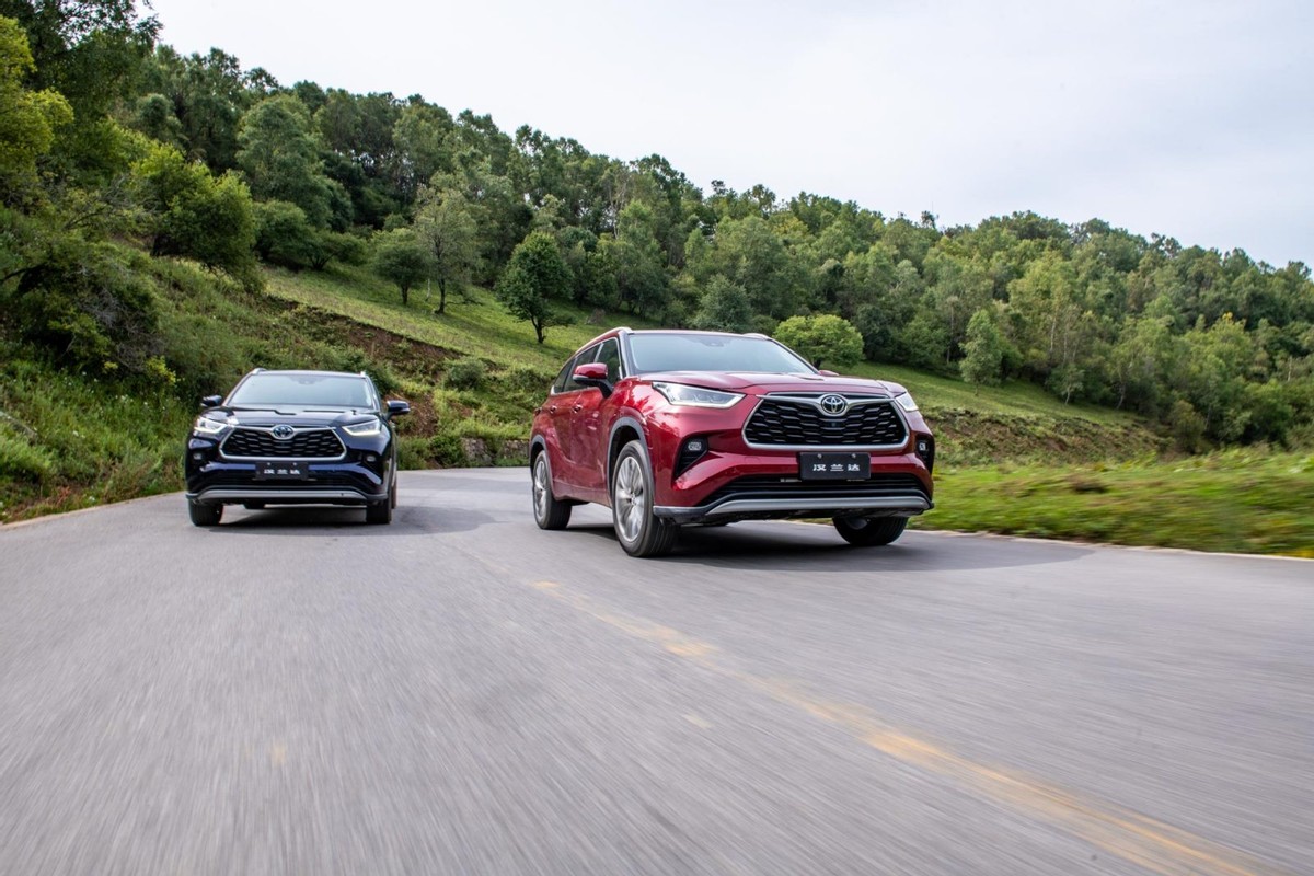 常青树对比汉兰达,新四代汉兰达2023款