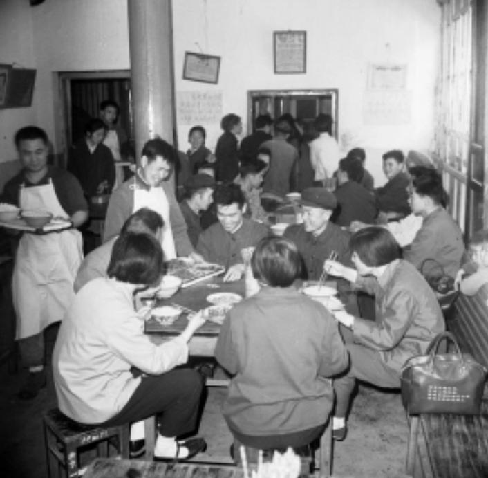 80年代下馆子意味着什么,70年代下馆子有多奢侈