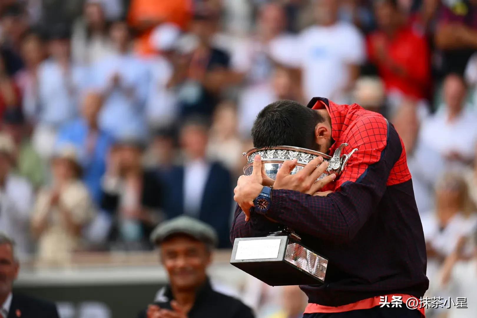 郑钦文世界排名升至第7,郑钦文法网王欣瑜无缘16强赛