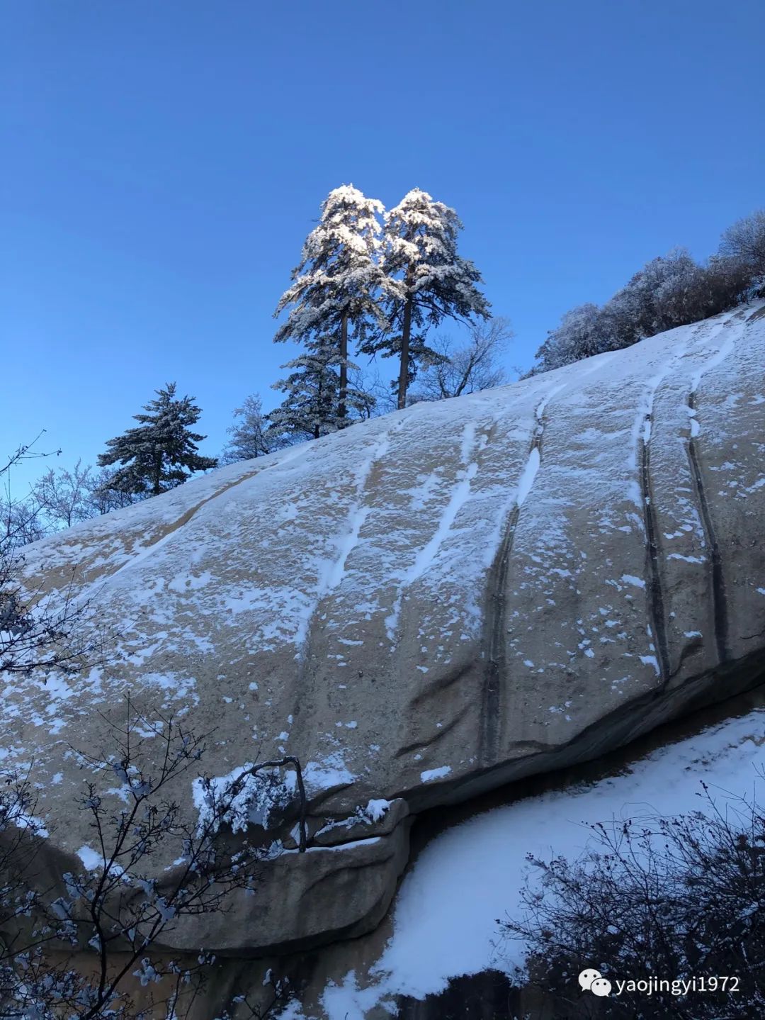 西岳华山不愧为天下第一险山,东岳泰山之雄西岳华山之险