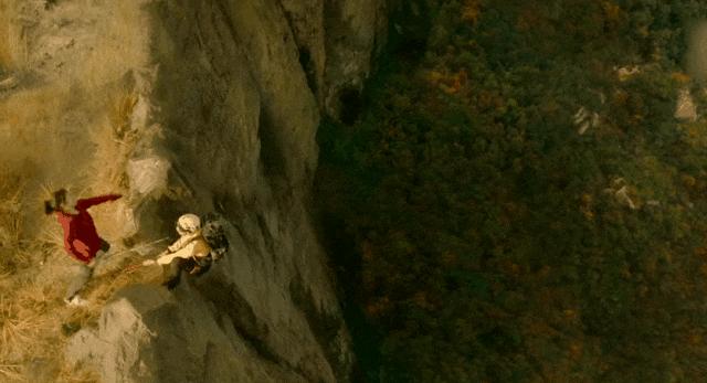 央视批评甜宠剧对应片段,央视批评甜宠剧原文