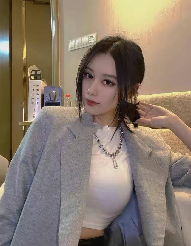 范志毅第三任妻子,范志毅三任妻子访谈视频