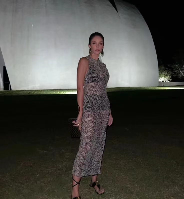 卡卡前妻卡洛琳离婚后谁先再婚,卡卡前妻卡洛琳再婚生孩子了吗