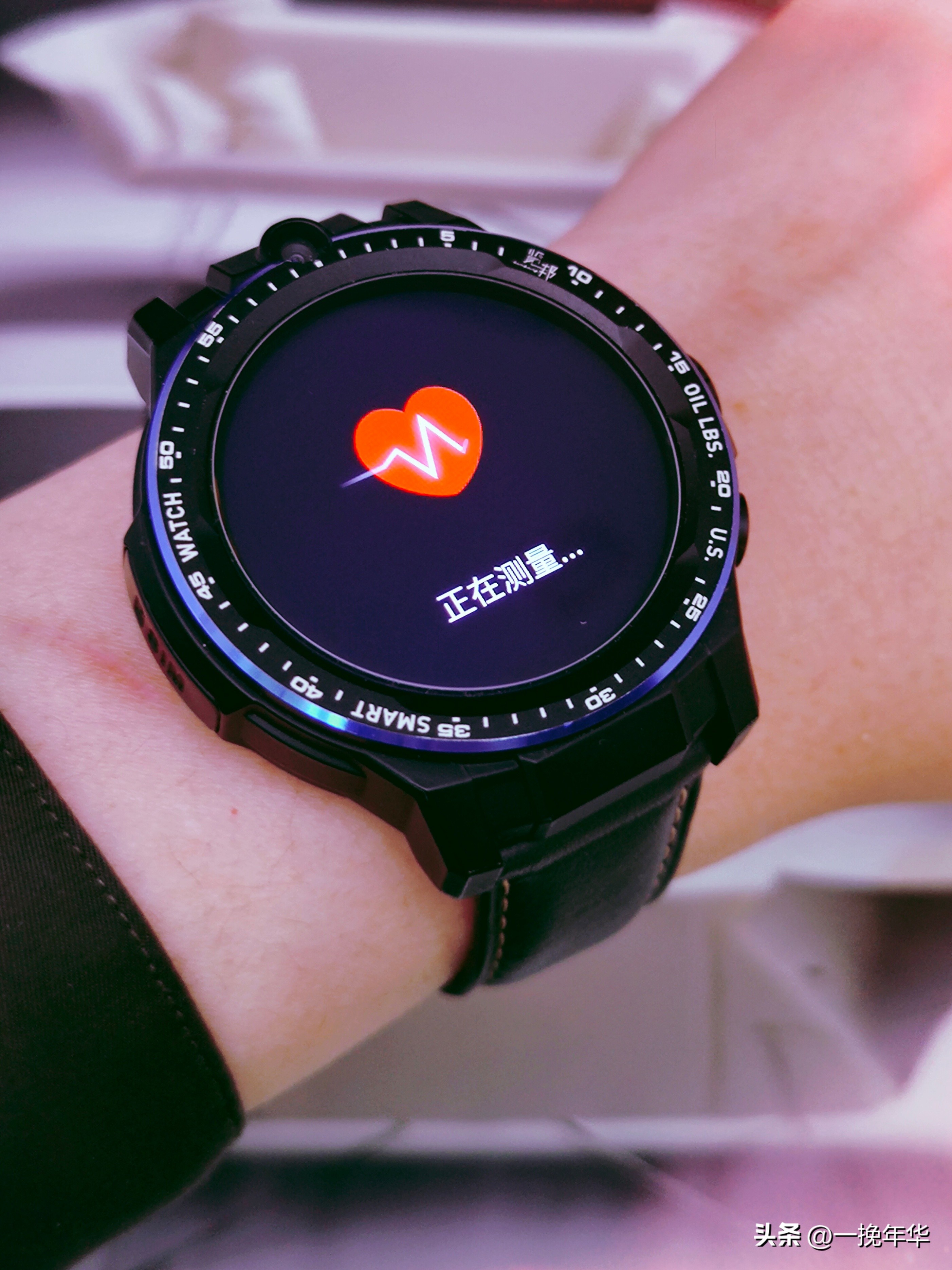 还在抢血氧仪？一款健康检测智能手表随时监护你的健康和运动