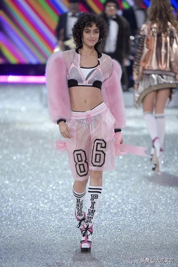 美女天使超模图片大全,超模天使面孔