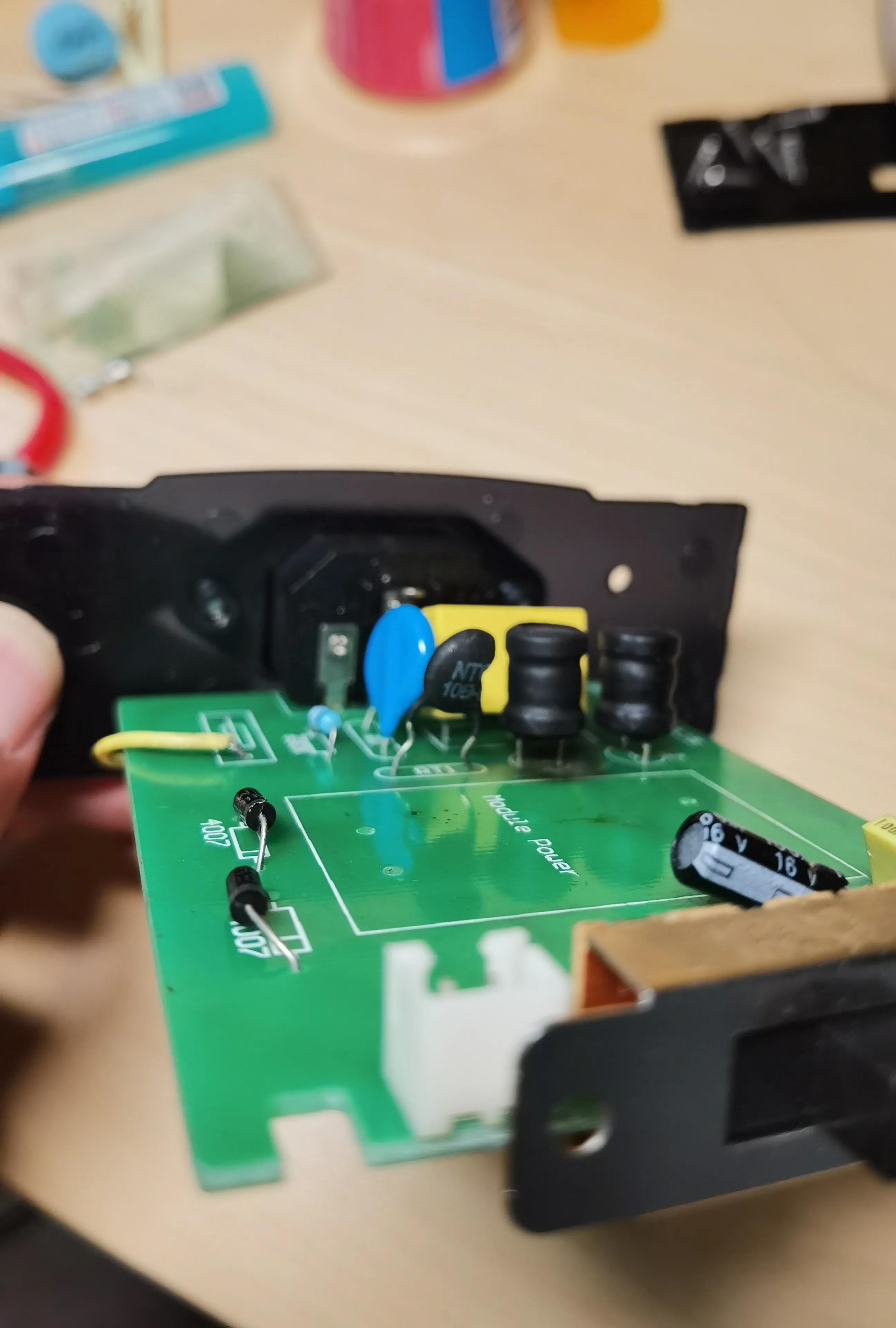 惠通防潮箱故障修复,防潮箱电源坏了