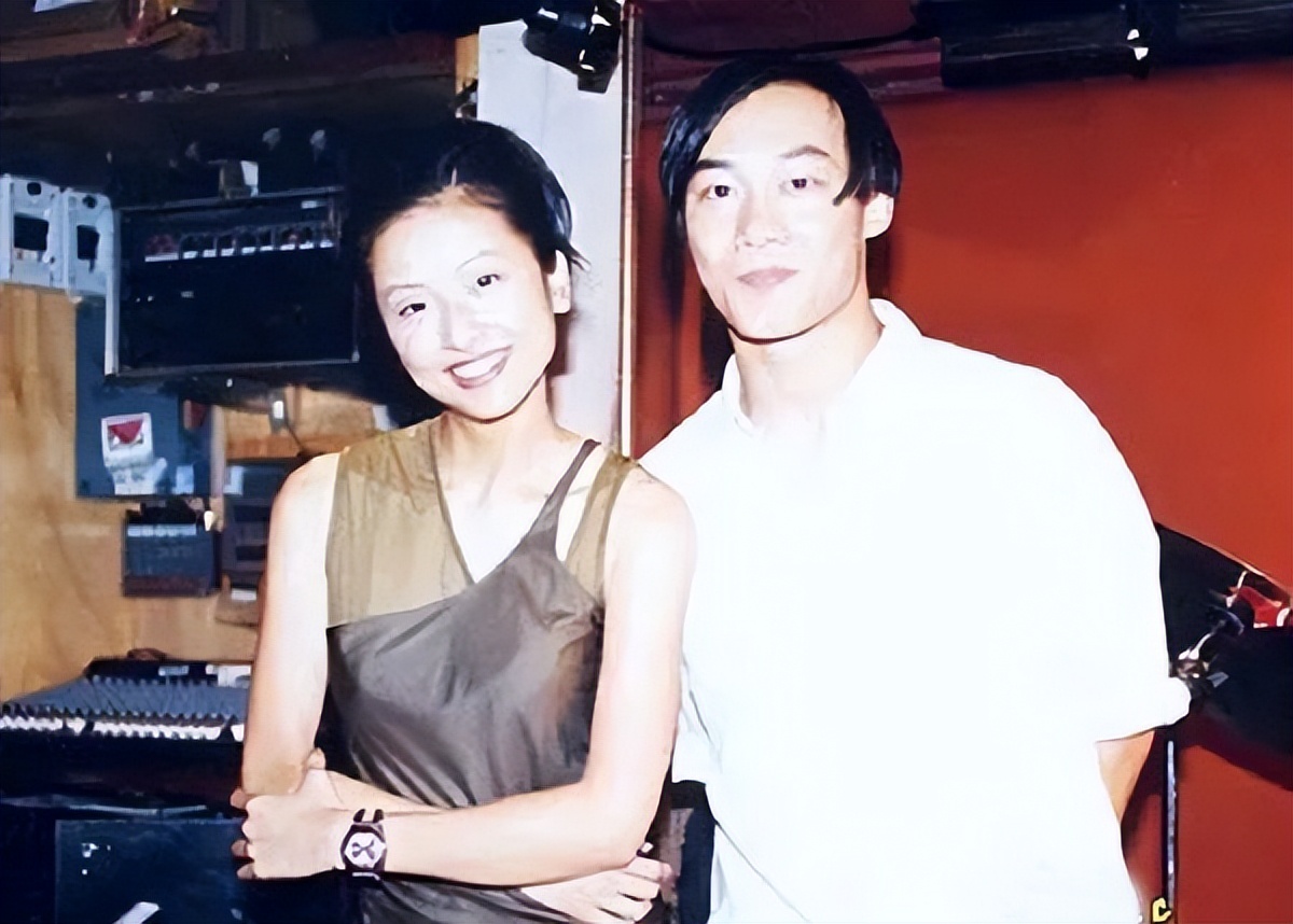 陈奕迅徐濠萦星盘,陈奕迅徐濠萦十五周年结婚纪念日